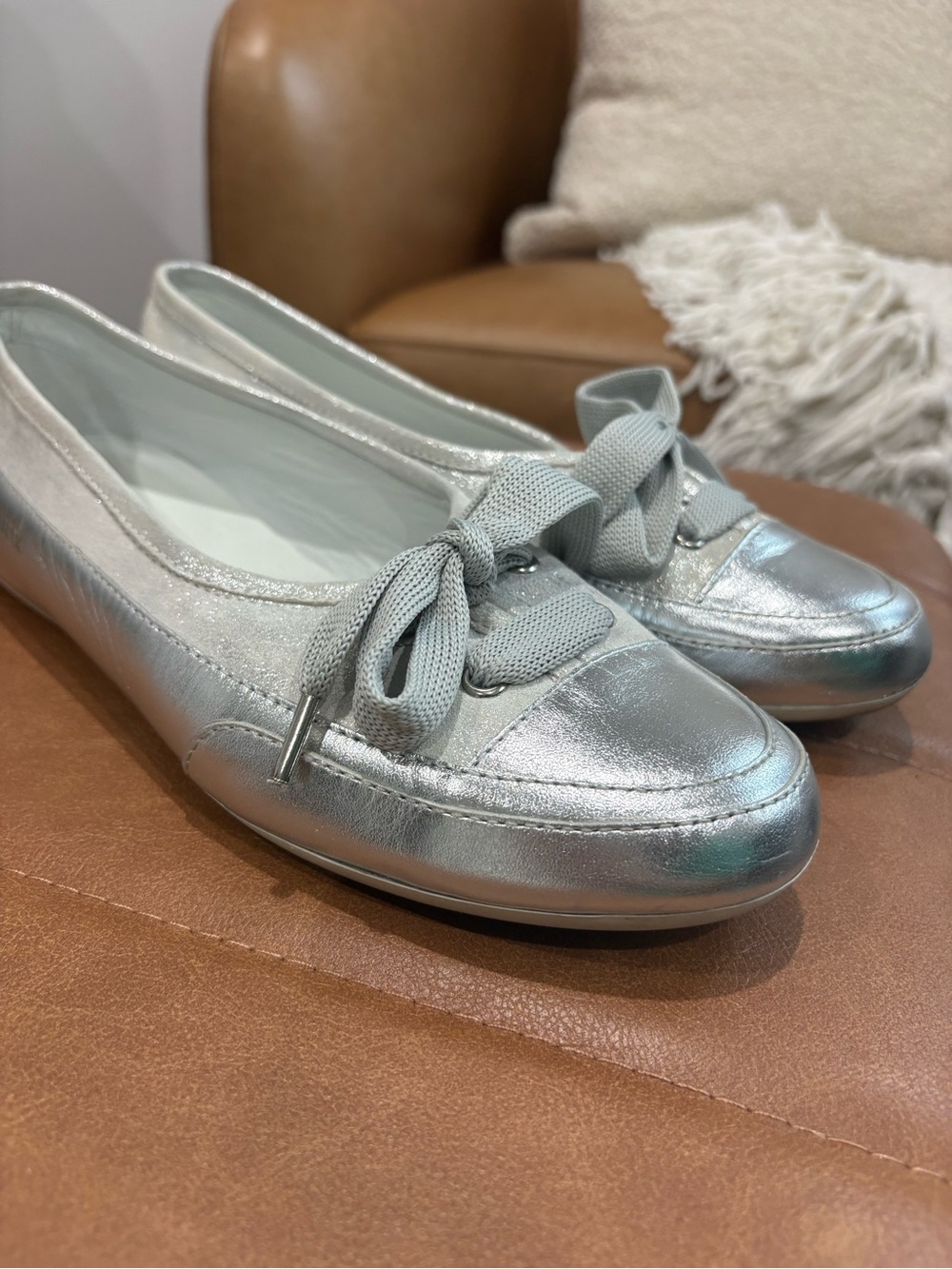 Candice Cooper Candy Bow Metallic Silver Leather Ballet Flats
